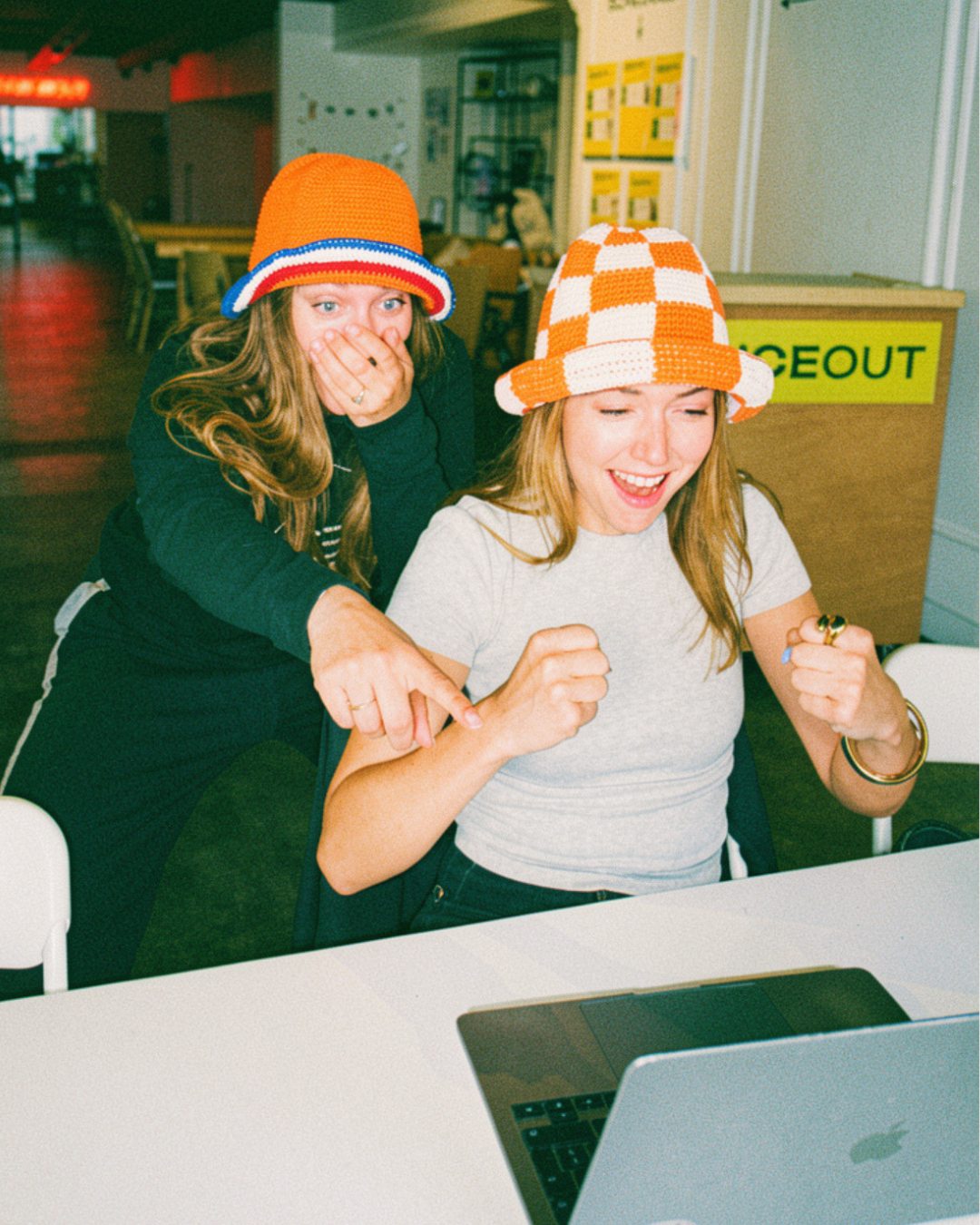 Bucket Hat Oranje Basic